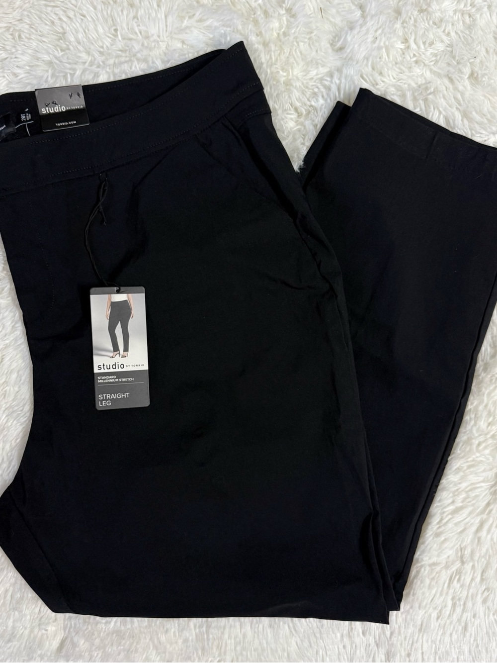 Torrid Studio Jetsetter Straight Pants Size 28 Tall Black NWT Stretch